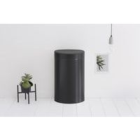 Poubelle Touch bin New 40 ltr Brabantia mat noir - Image 2