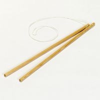 Baguettes de diabolo en bois avec ficelle - Image principale