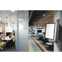 Support mural de présentation Sherpa avec pochettes noires - Image 8