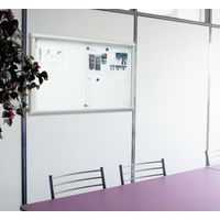 Vitrine d'intérieur portes coulissantes Leader - Fond aluminium - Porte en verre de sécurité - Image 2