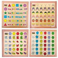 Ensemble de quatre tableaux logiques - Image principale