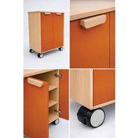 Meuble étagères Filou avec portes sur roulettes orange de Sienne - Image 3