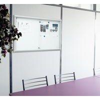 Vitrine d'intérieur portes coulissantes Leader - Fond aluminium - Porte en verre de sécurité - Image 2