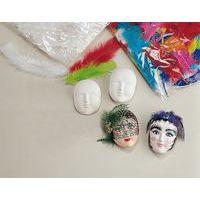 Petit masque plâtre avec attache 4x3cm
