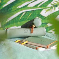 Trousse ronde paon simili cuir italien 5x21,5 cm thumbnail image 5