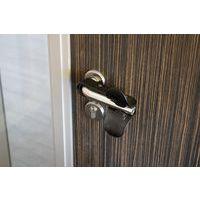 Support d'ouverture de porte sans contacts thumbnail image 2