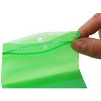 Sachet zip recyclé - Vert 100 µm - Manutan Expert - Image 4