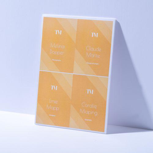 Illustration de : Pochettes badge A6 avec feuilles