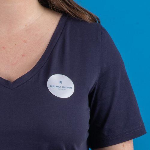 Illustration de : Badge adhésif textile Ø 51 mm - Avery
