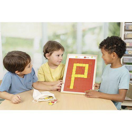 Illustration de : Défipixels - syllabes et phonèmes-Nathan