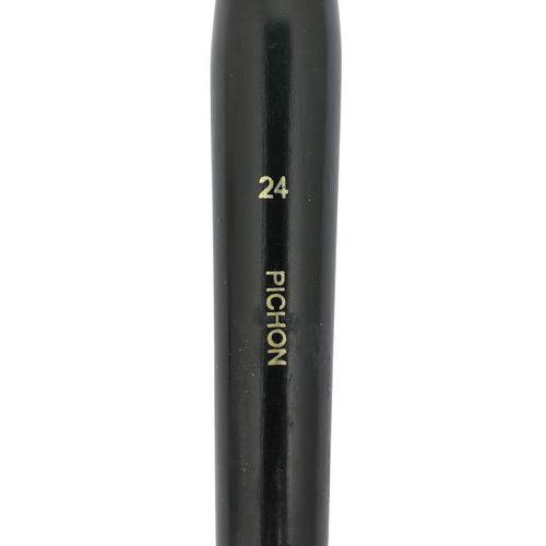 Illustration de : Brosse plate soie n°24 - Pichon