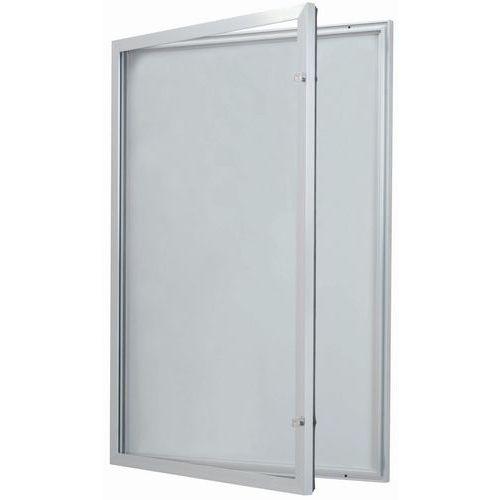 Illustration de : Vitrine d'exterieur porte battante - Fond aluminium - Porte en verre de sécurité - Serrure différente