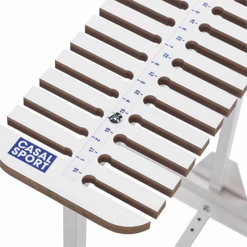 Illustration de : Chariot range raquettes, volants, balles - Casal Sport avec bac de 30 litres