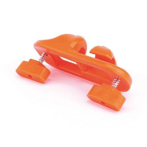 Illustration de : Crochet attaches filets pour but de hand ou de foot  - GES