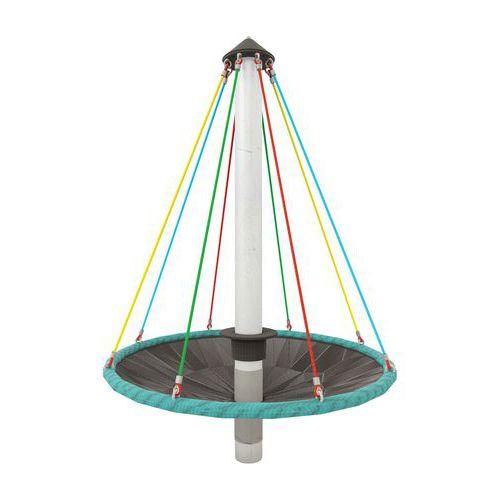 Illustration de : Le Manège Nid de pie Huck