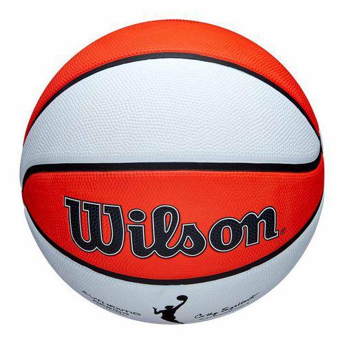 Illustration de : Ballon basket Wilson Authentic Series outdoor WNBA