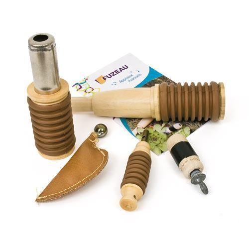 Illustration de : Coffret de 5 appeaux manuels - Fuzeau