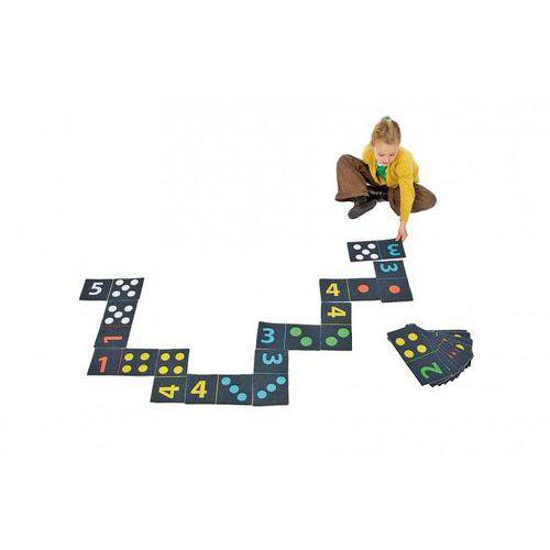 Illustration de : Dominos géants de sol