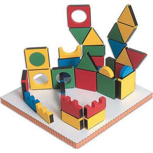 Illustration de : Magic shapes