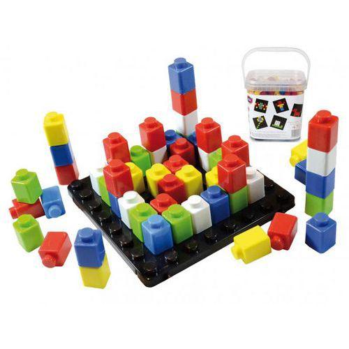 Illustration de : Pixel standard - Blocs colorés à assembler