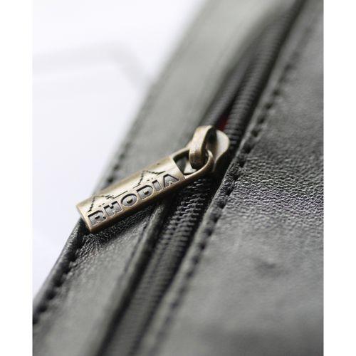 Illustration de : Trousse plate noir 22 x 8,5 cm - Rhodia