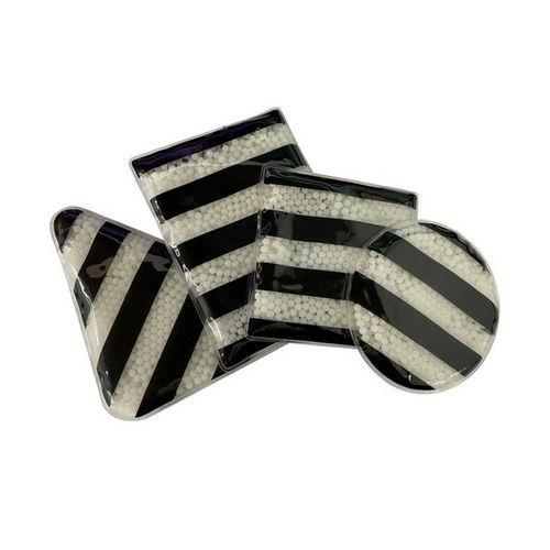 Illustration de : Lot 4 formes avec billes de gelée