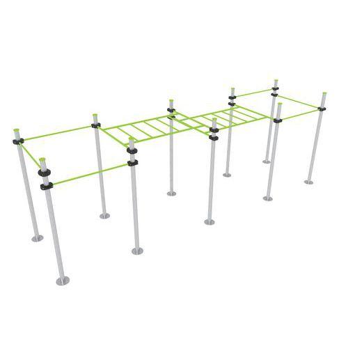 Illustration de : Street workout 5 x 2 poteaux