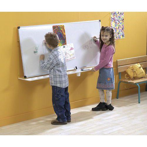 Illustration de : Pupitre mural - Ulmann