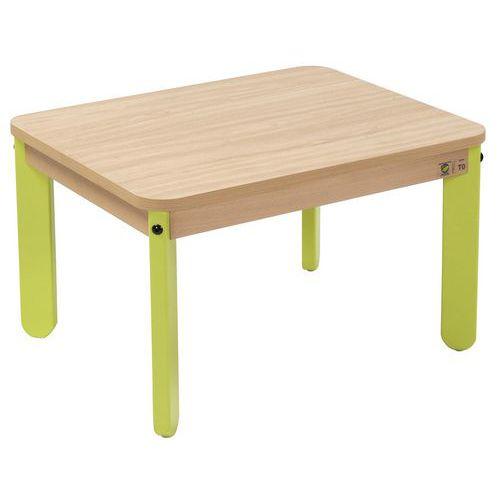 Illustration de : Table Lili carrée, plateau hêtre, piétement bois couleur