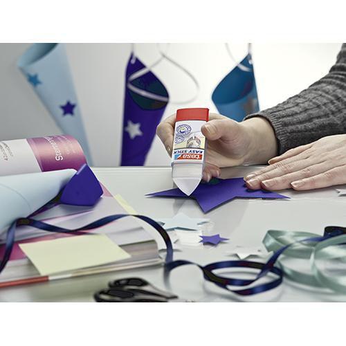 Illustration de : Bâton de colle triangulaire 25gr - Tesa