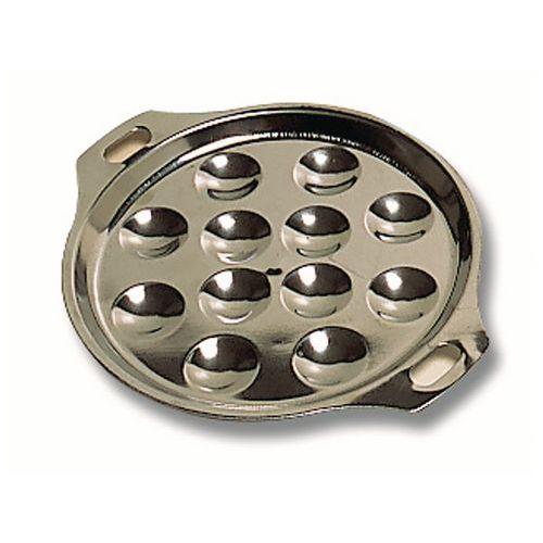 Illustration de : Assiette à escargots inox