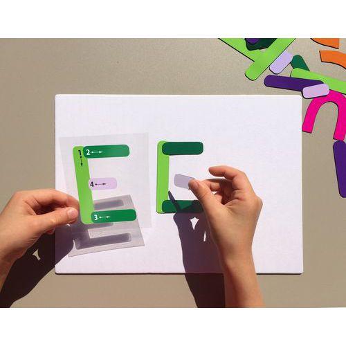 Illustration de : J’apprends à dessiner l’alphabet - Sepp