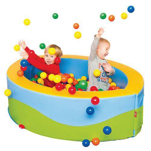 Illustration de : Piscine à balles ronde