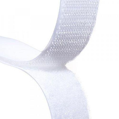 Illustration de : Bande 5m x 2cm ,1 face agrippante, 1 face adhésive