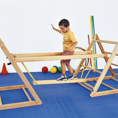 Illustration de : Poutrelle d'équilibre actigym - Nathan