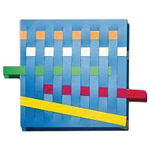 Illustration de : Lot 4 planches à tisser avec 16 bandes plastique