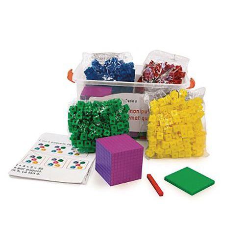 Illustration de : 3095561960778 COFFRET MATERIEL DE MATHS HACHETTE ISTRA - ED. 2019