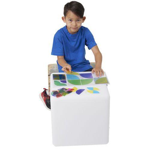 Illustration de : Formes translucides (49 pièces) - Roylco