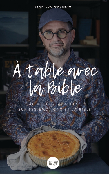 A table avec la bible - Image principale