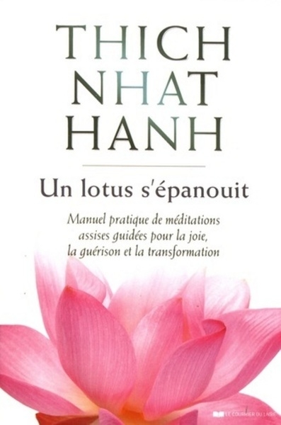 Un lotus s'épanouit - Image principale