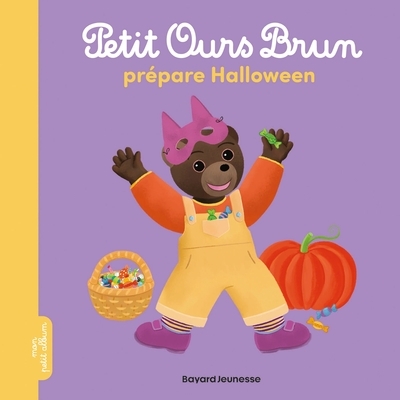 Petit ours brun prépare halloween - Image principale