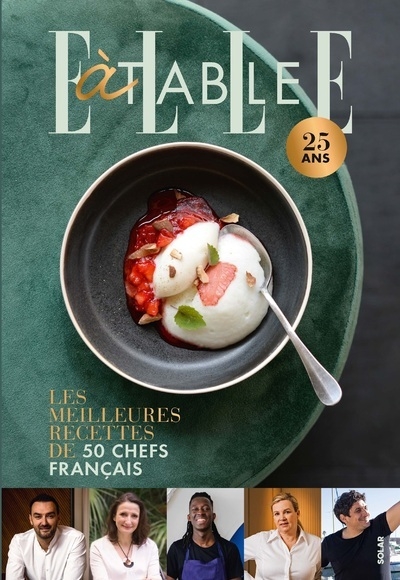 Elle à table - Image principale