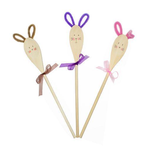 Illustration de : Atelier maxi pack pompons, chenilles et yeux mobiles