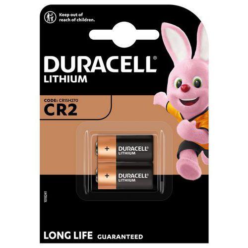 Illustration de : Pile Lithium CR2 - Pack de 2 - Duracell