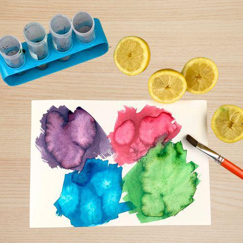 Illustration de : Coffret du p'tit chimiste créatif encres à dessiner + accessoires