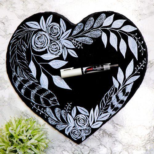 Illustration de : Pochette de 4 marqueurs craie - Uni-ball