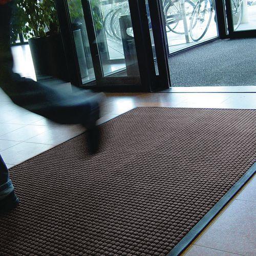Illustration de : Tapis d'entrée intérieur absorbant 166 Guzzler - 120 x 300 cm