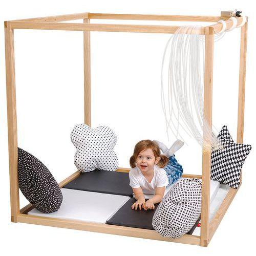 Illustration de : Pergola bois intérieur LudiKid