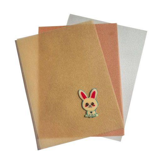 Illustration de : Set de 7 feuilles plastique fou pailleté A4