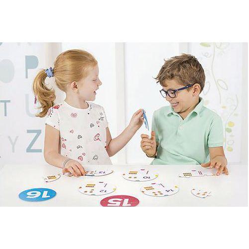 Illustration de : Les roues des nombres de 10 à 20 - Nathan